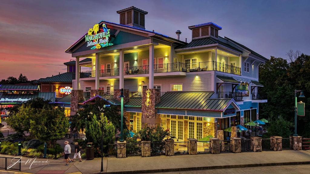 Exterior view, Margaritaville Island Hotel in Pigeon Forge (TN)