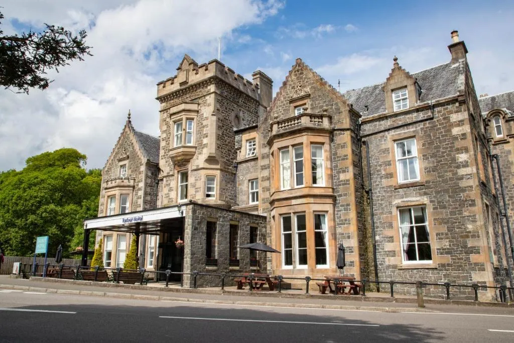 The Tarbet Hotel, hotel in Tarbet