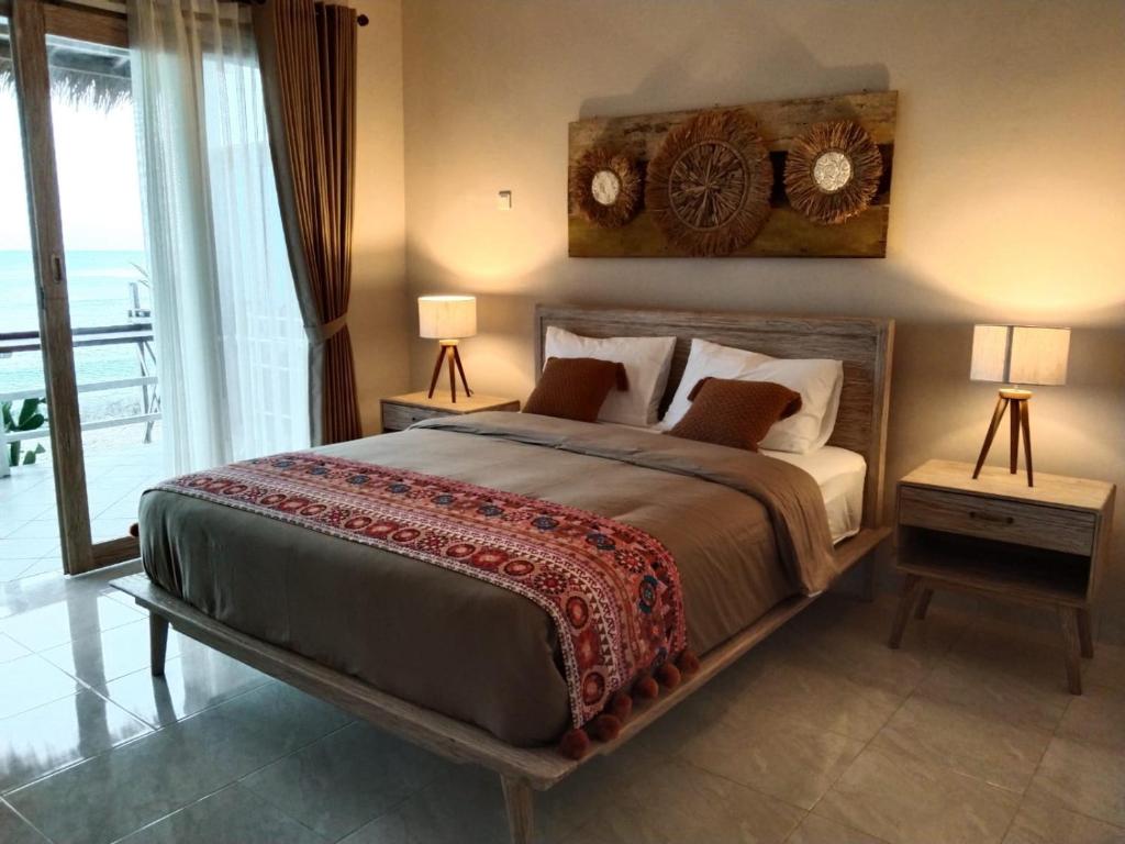 VnS Beachfront Guesthouse