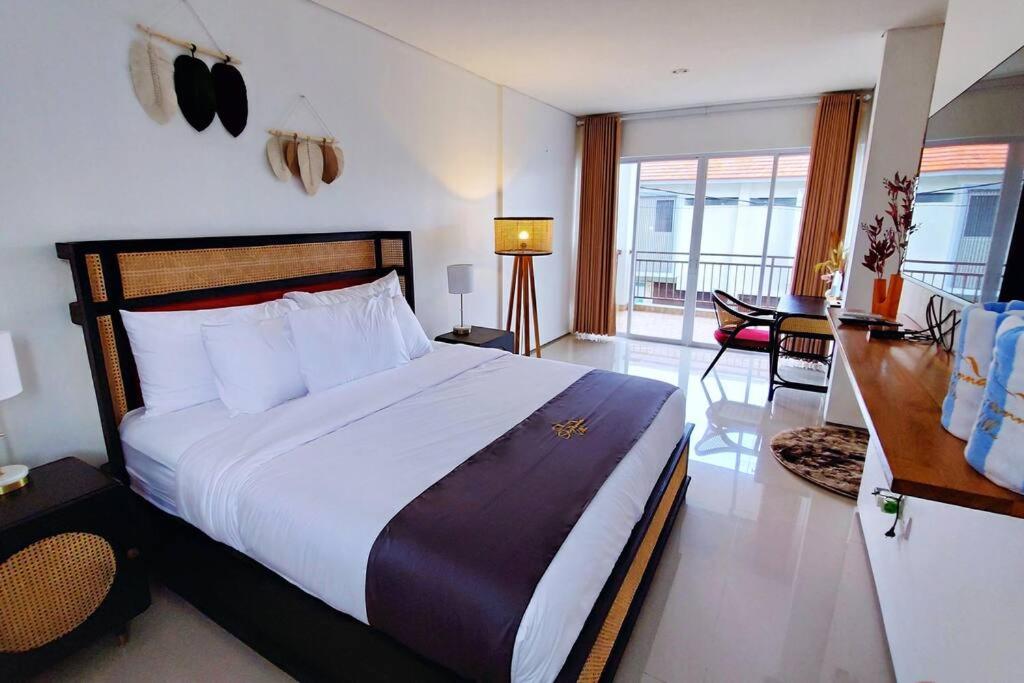 Savanna Villa Bali - Cozy &amp; Quite 3 Bedroom Villa in Jimbaran — Hotel in Bali