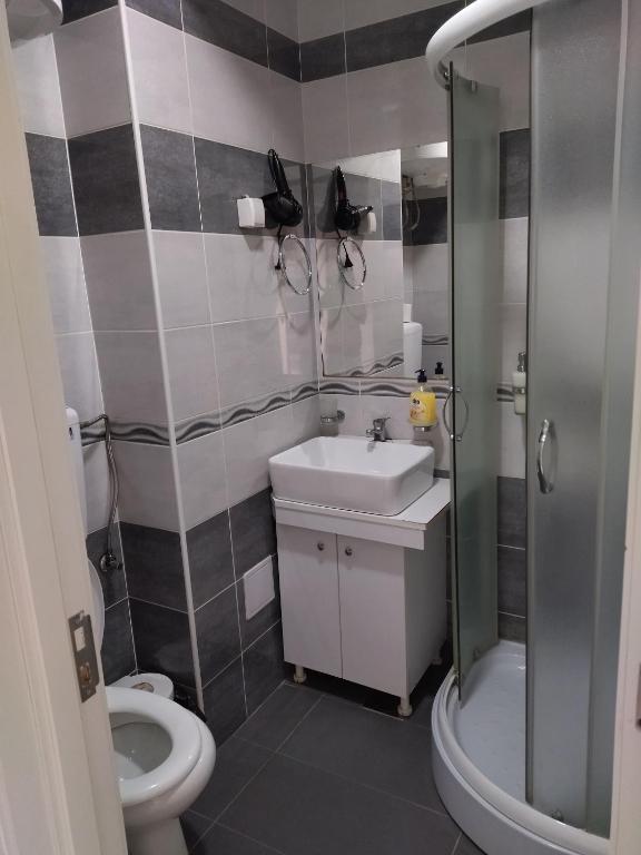 Atina Lux Hostel photo