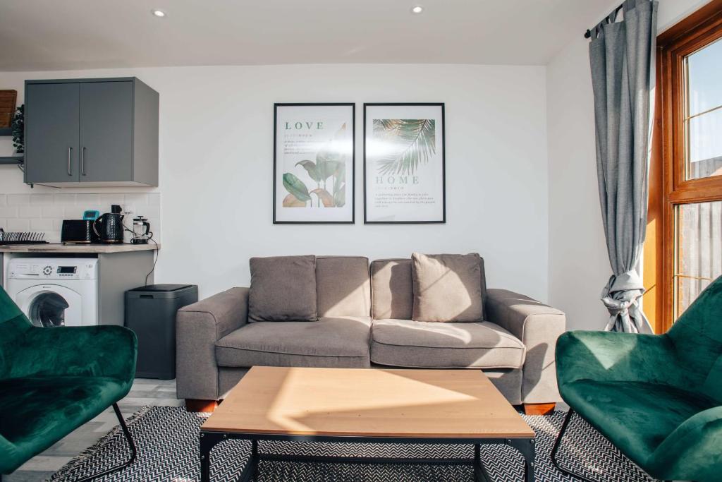 WynnGriffith Drive in Tipton, United Kingdom reviews, prices