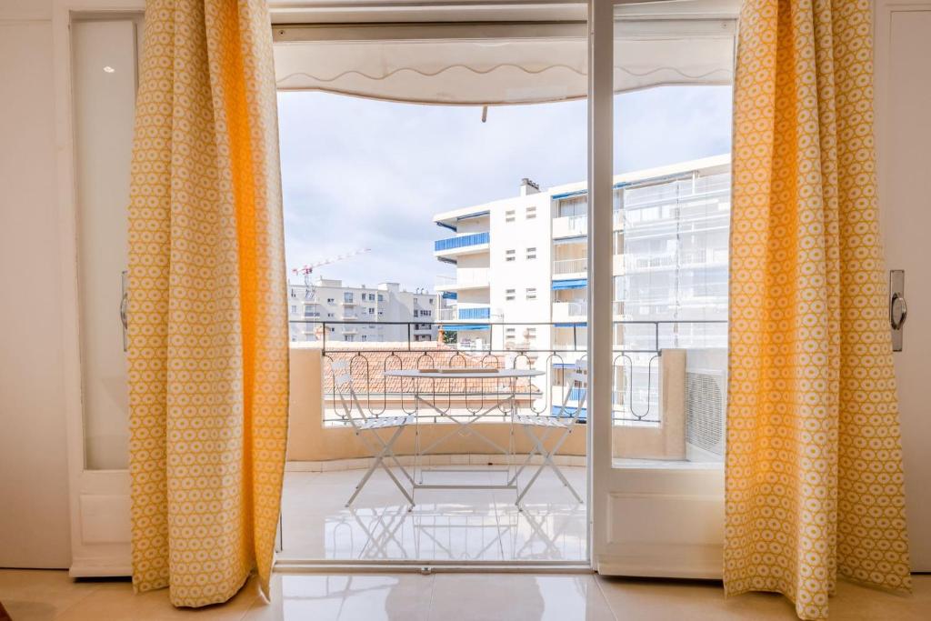 2Br 3 min from the center & the Croisette - 4