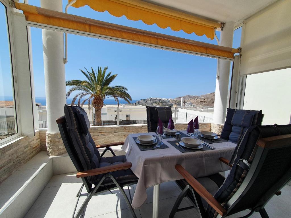 Spacious Apartment with Sea view - 2