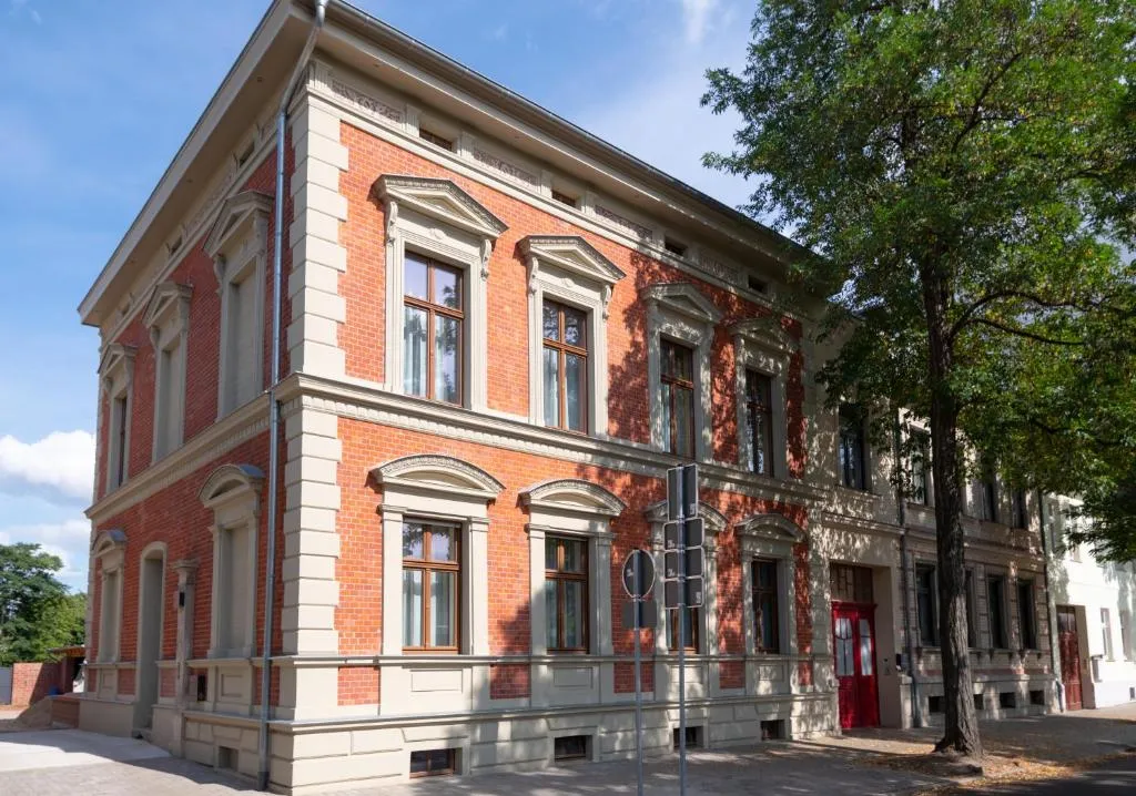 Liebknecht 13, hotel in Bernburg