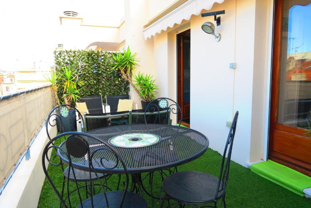 Nestor&Jeeves - ANDRIOLI TERRASSE - Central - Close beach - Top floor - 3