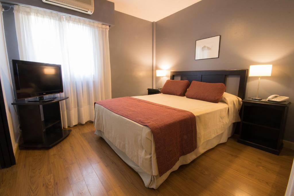 Gran Hotel Buenos Aires photo