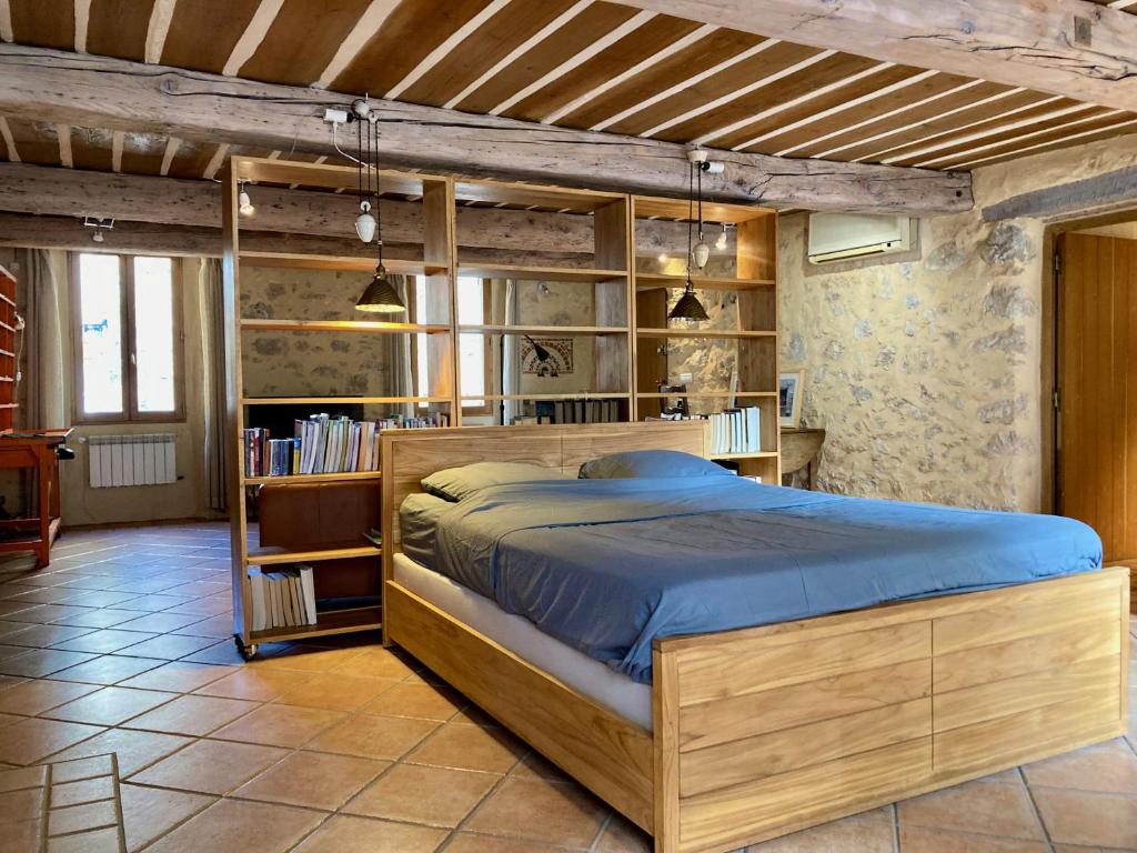 5 Star Rated Exclusive House in Valbonne Village - 5