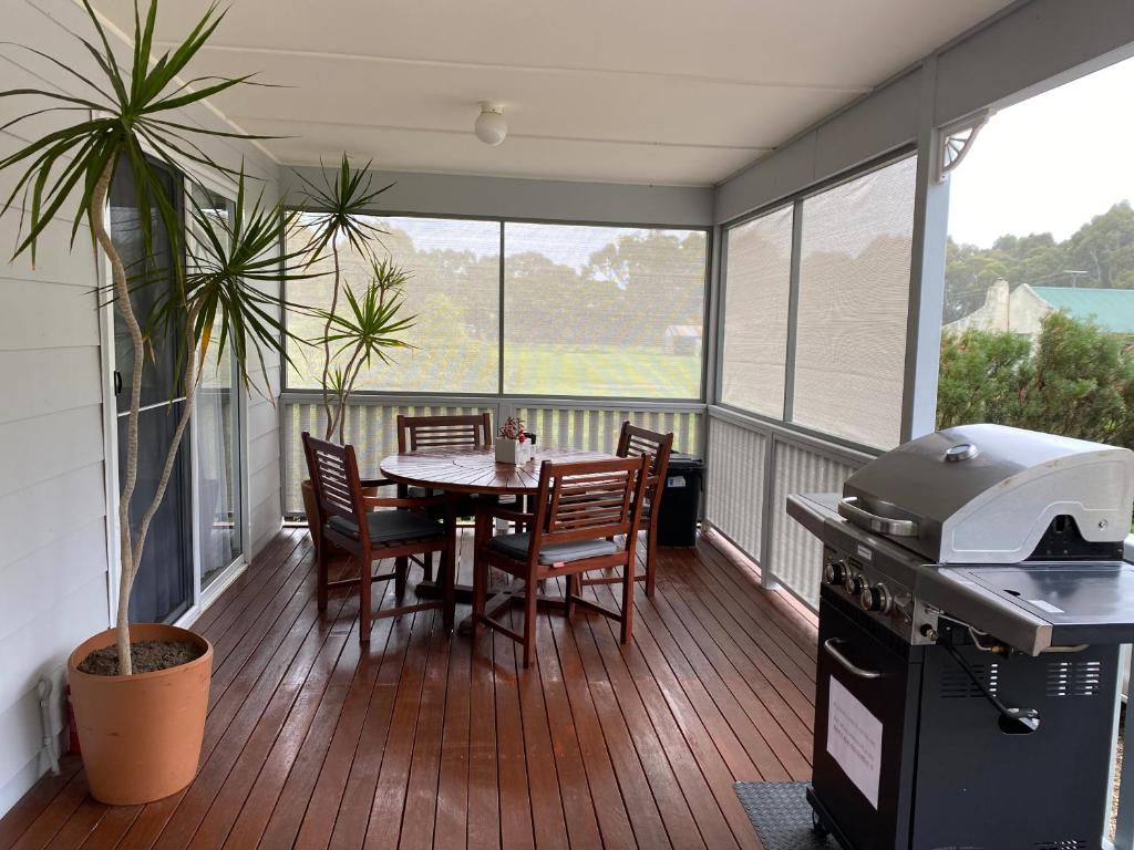Lazy Days Cottage - Victor Harbor photo