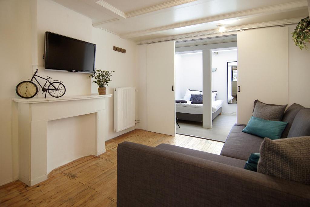 Cosy apartment right in the city center with AIRCO!, Amsterdam