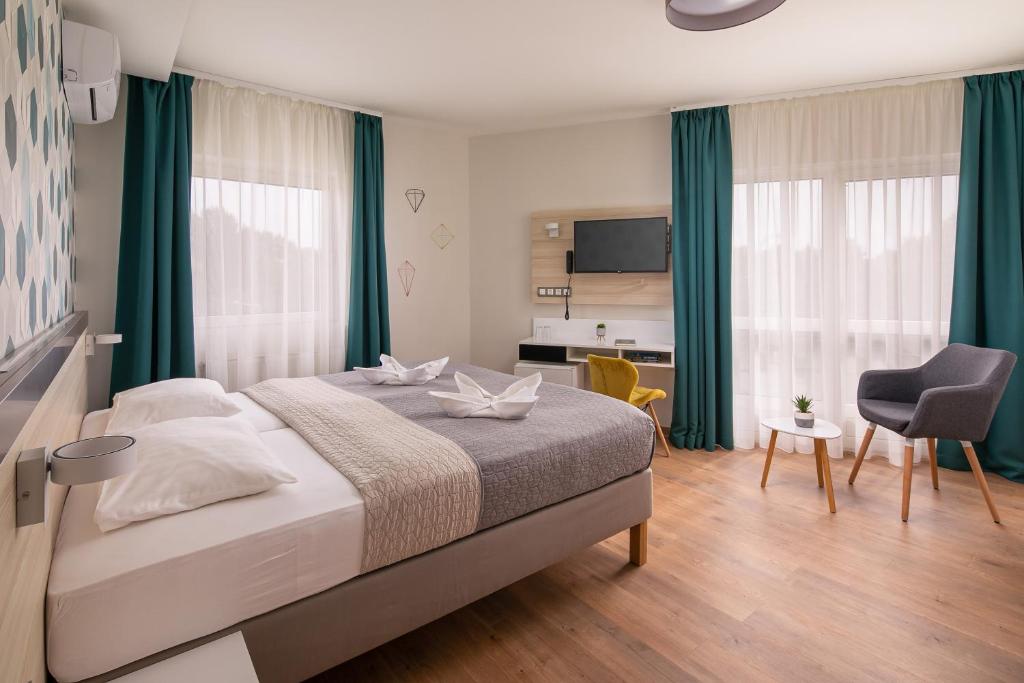 Kristaly Hotel photo