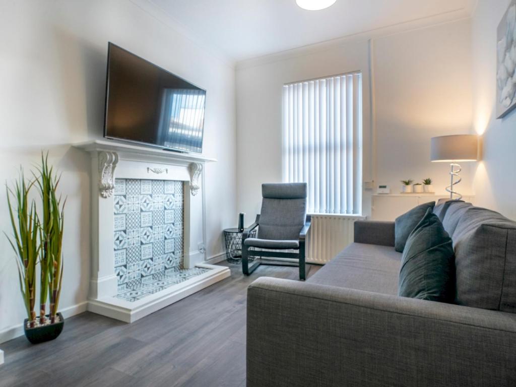 Pass The Keys McCracken's Townhouse - 10 Min Walk to City Centre, Belfast