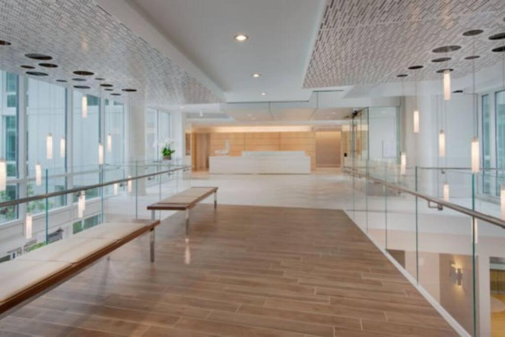 Modern, Chic, Great Location photo