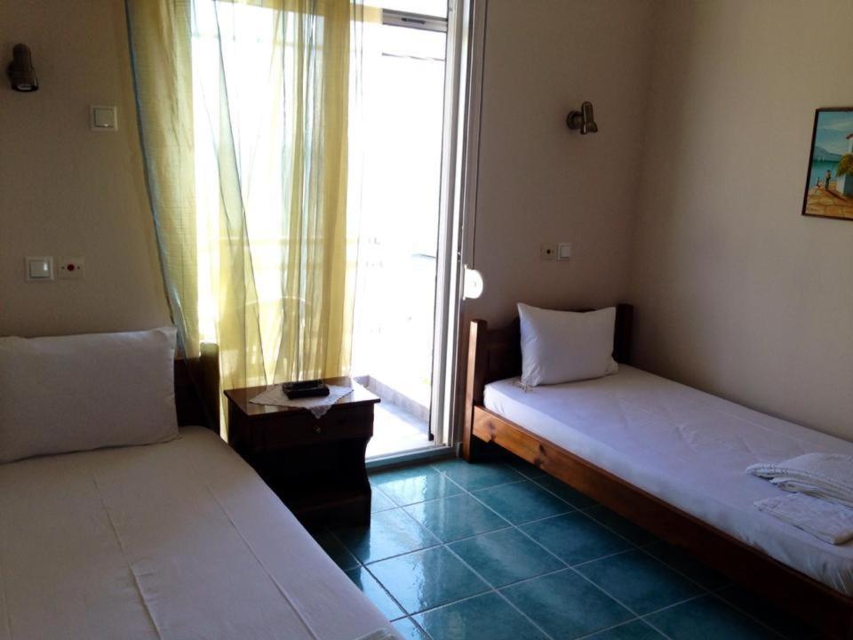 Hotel Prinos photo