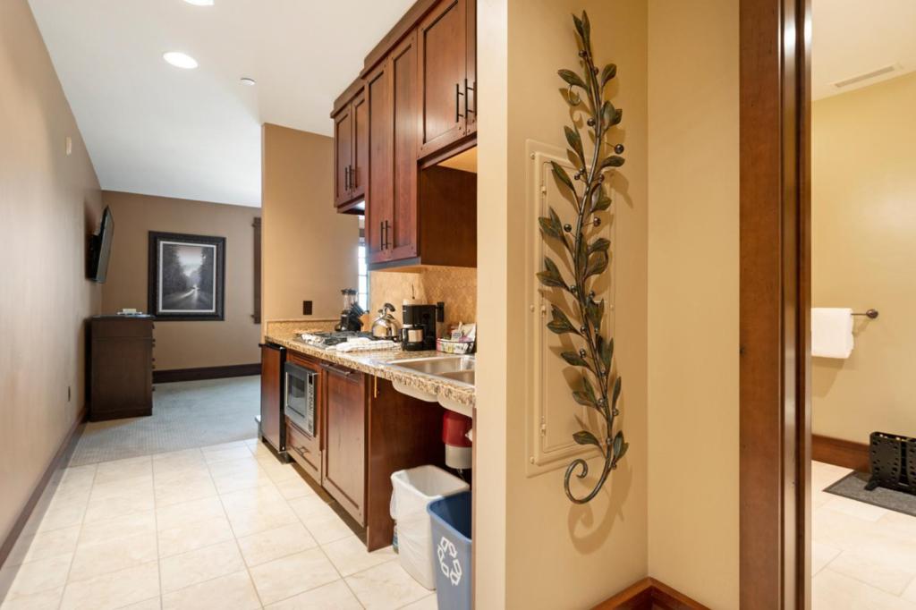 Arrowleaf Lodge - 1 Bed Studio #111B, Park City