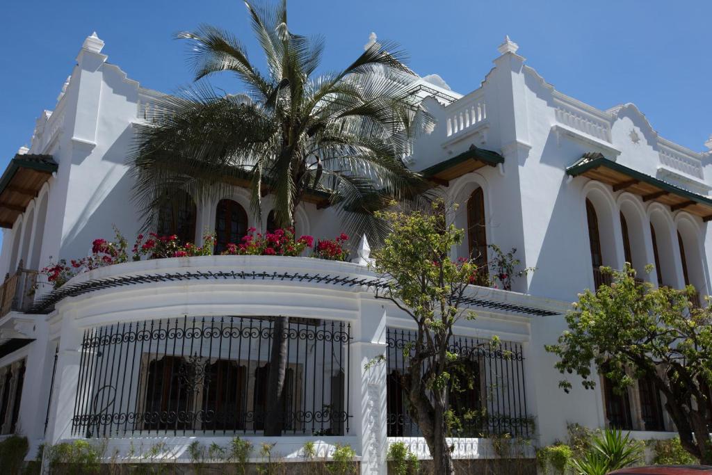 Boutique Hotel Cultura Manor — Hotel in Quito