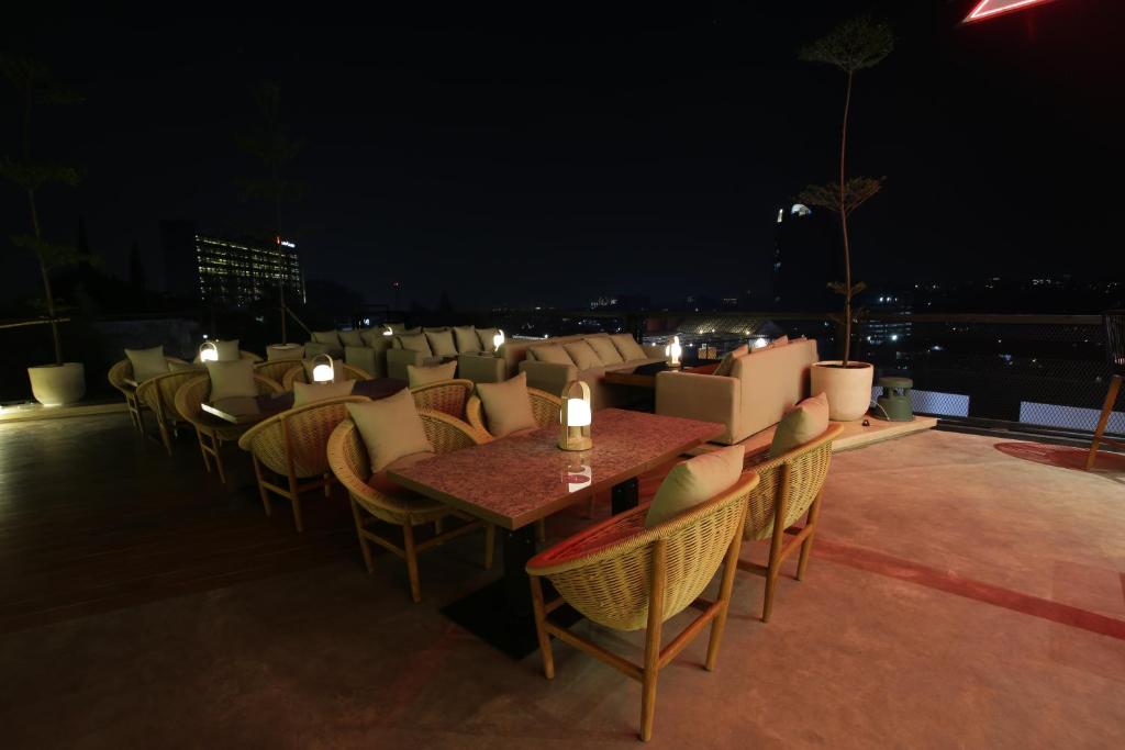 Creative Restart Hotel - CARTEL Bandung photo