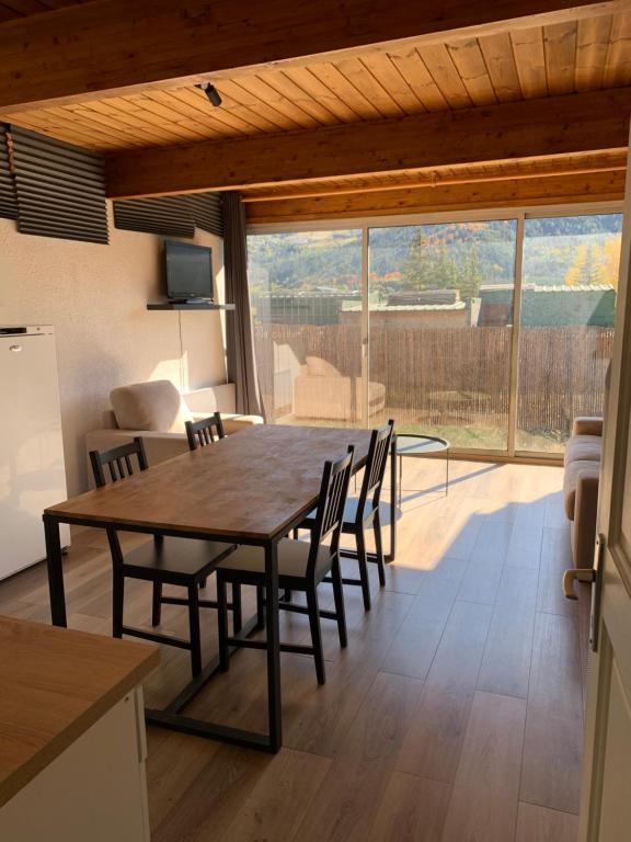 Barcelonnette location avec jardin - 4