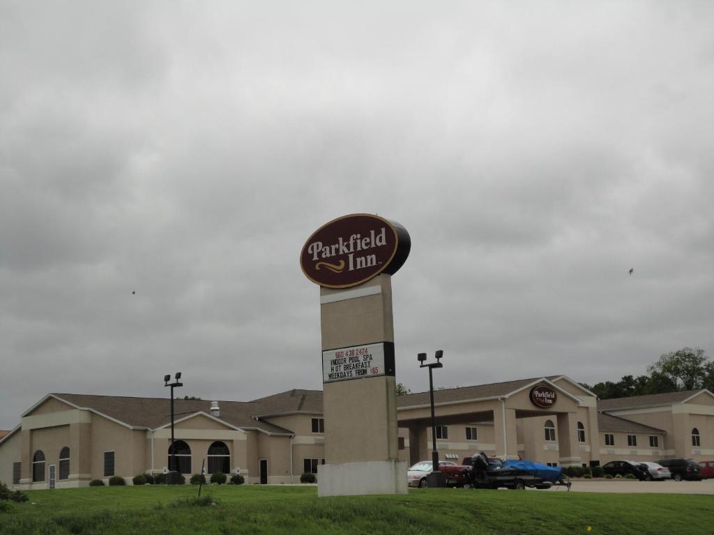 Parkfield Inn - Warsaw — Hotel in Warsaw (MO)