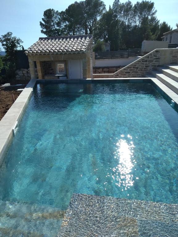 Lorgues jacuzzi spa privatif et piscine - 2
