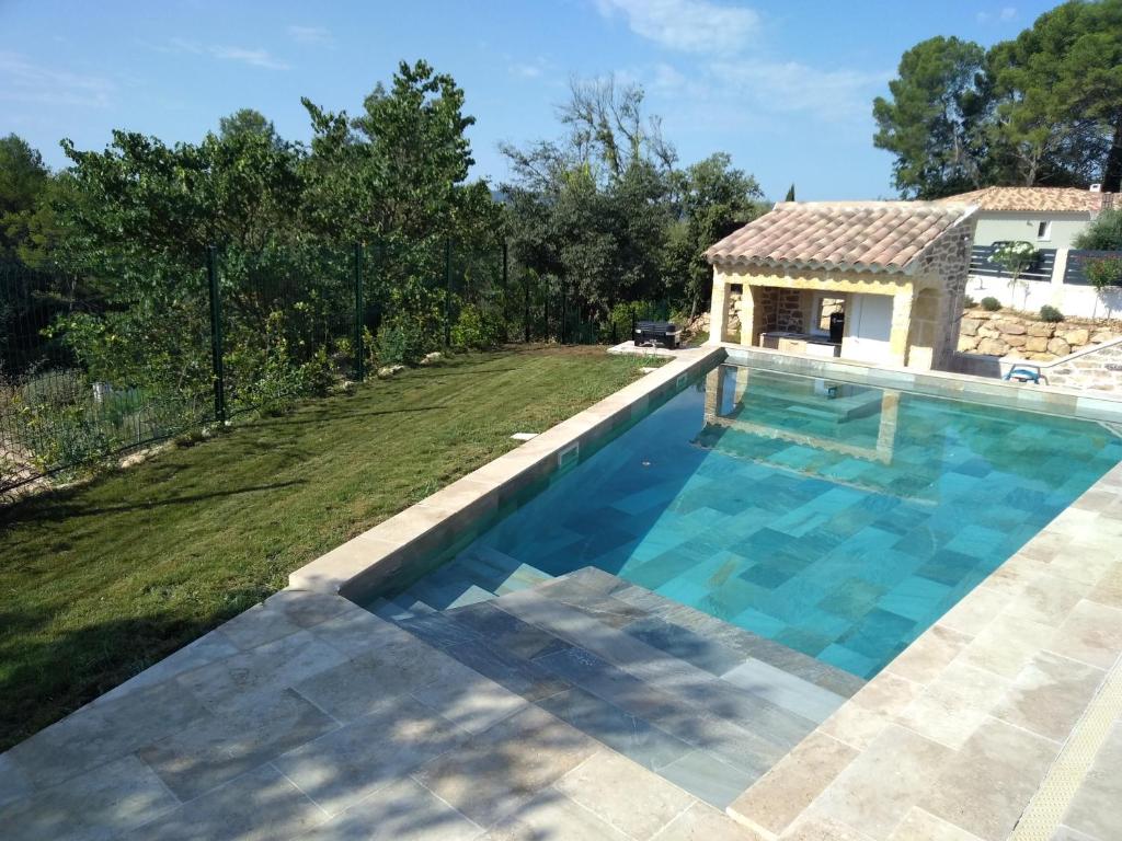 Lorgues jacuzzi spa privatif et piscine - 1