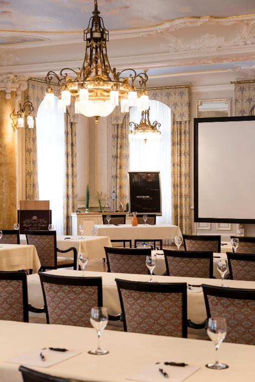 Royal St. Georges Hotel Interlaken - MGallery Collection — Restaurant & bars in Interlaken, Bern
