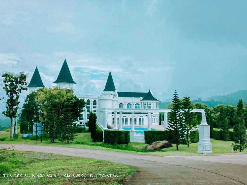 The Castell Khao Kho At Bluesky By TanTen — Hotel in Khao Kho