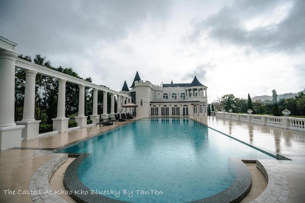 The Castell Khao Kho At Bluesky By TanTen photo