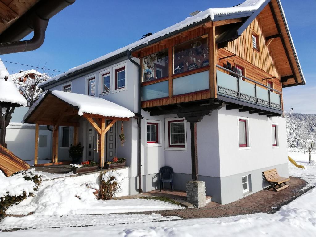 LANDHAUS Pichler - 3