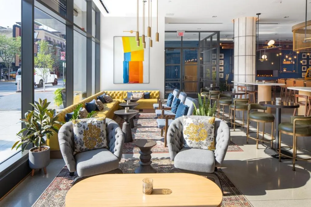 Jasper Hotel，位于法戈的酒店