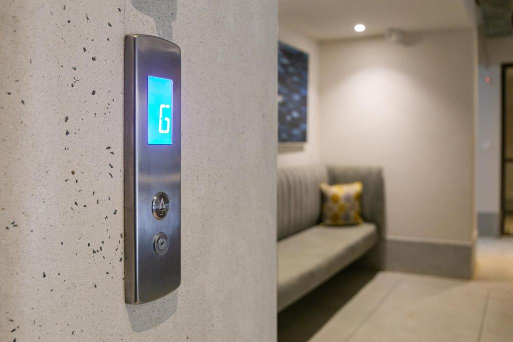 フロント・ロビー