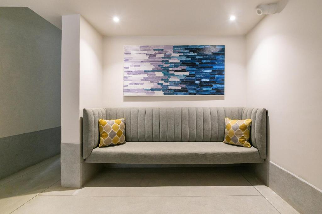 フロント・ロビー