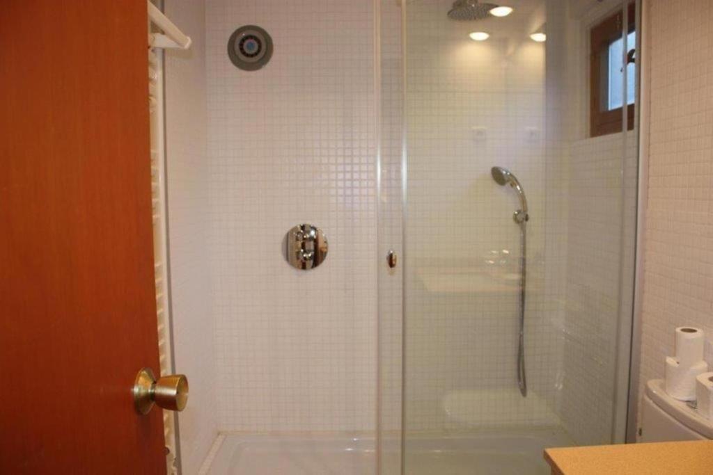 Apartamento pie de pistas Edificio Saumet - 4