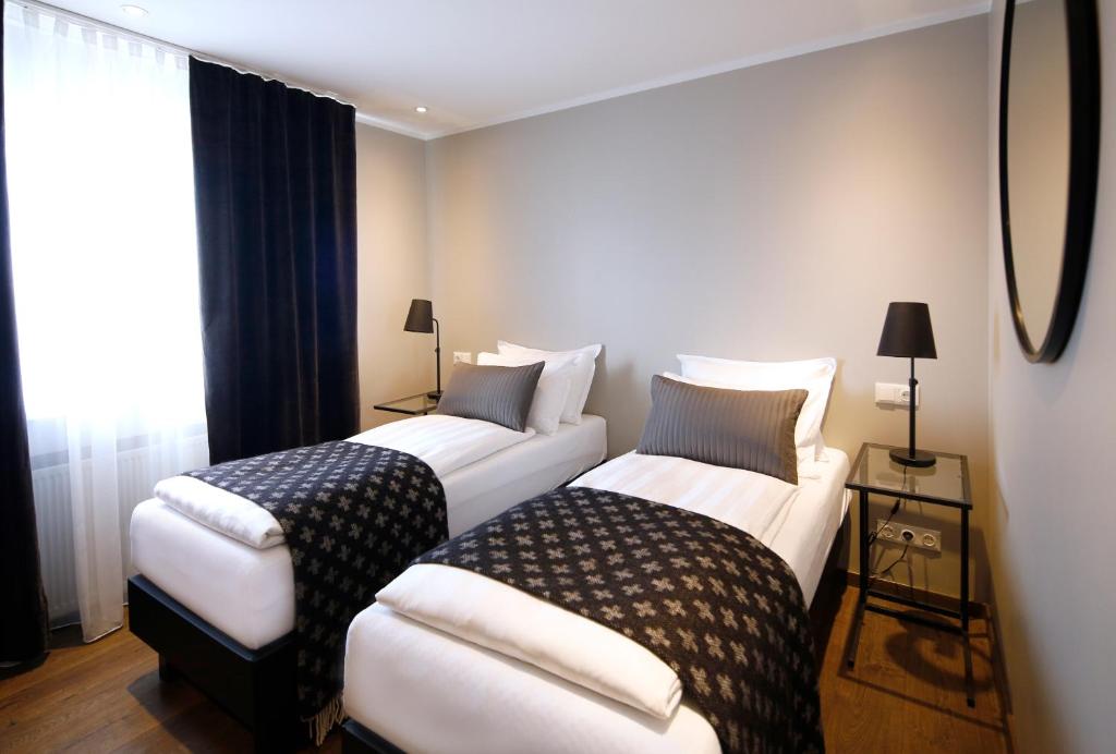 Keflavik Micro Suites photo