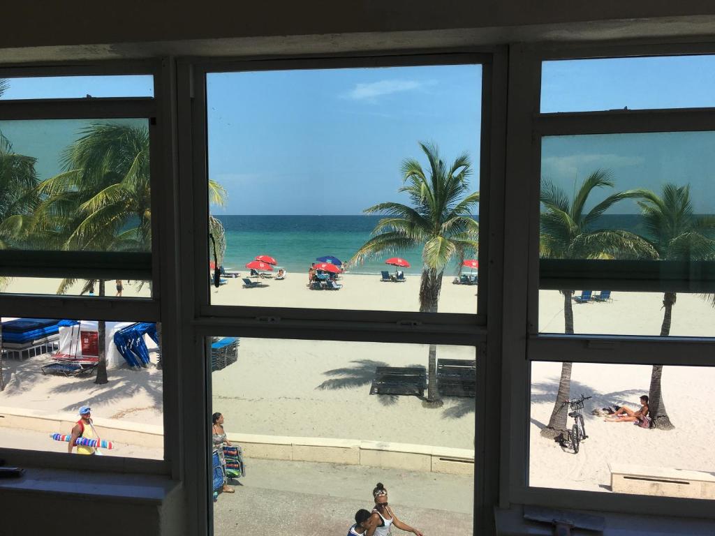 Golden Sand Oceanfront photo