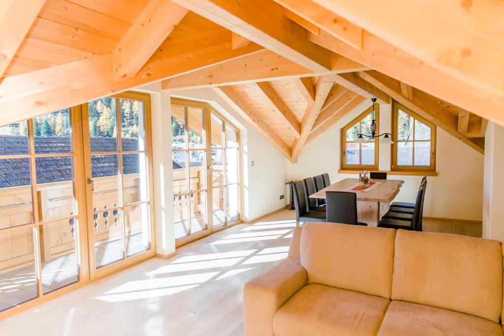 Alpine Lodge Sölden - Chalet - 2