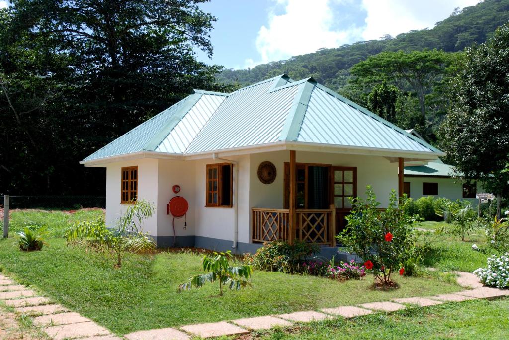 La Digue Ylang Ylang — Hotel in Seychelles Islands