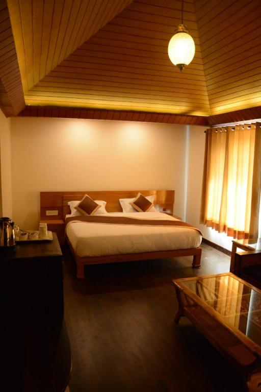 Boros Resorts Binsar photo