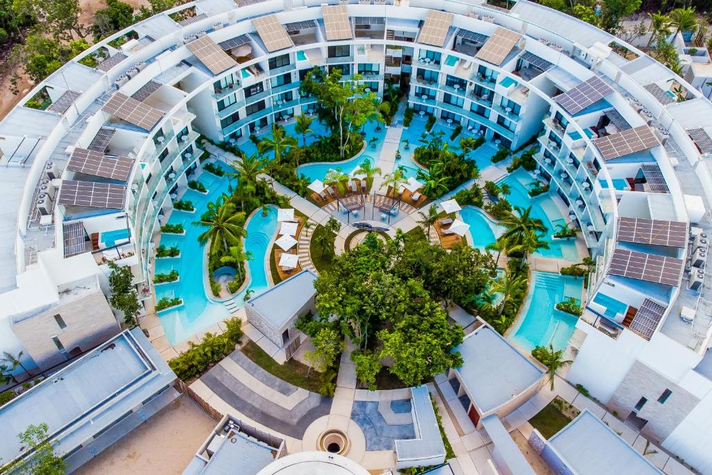 Central Park Lagunas — Hotel in Tulum
