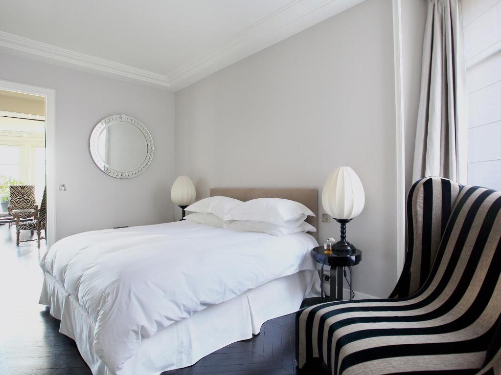 Outstanding 2 bedrooms with a terrific Eiffel Tower view - 4