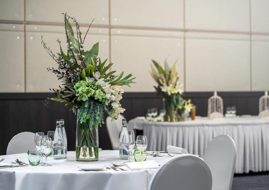 Tárgyalóterem/bálterem