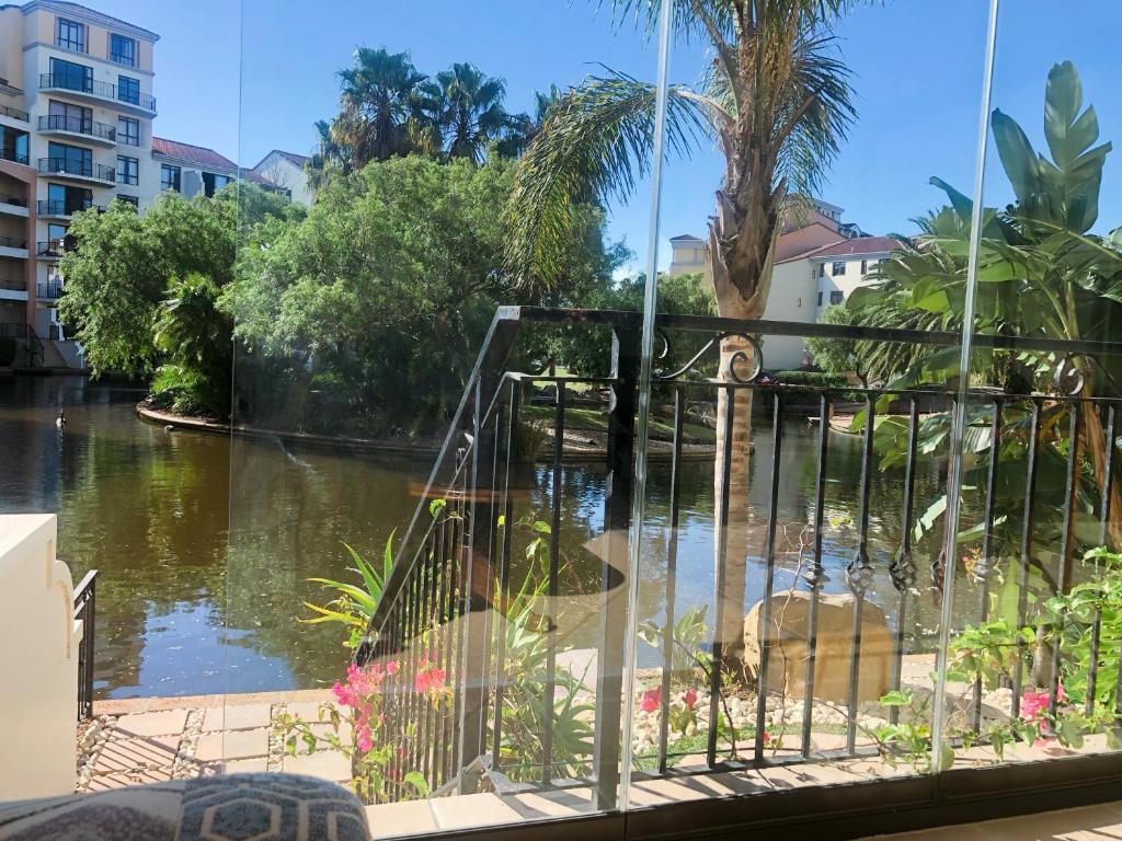 Portifino On Lake photo