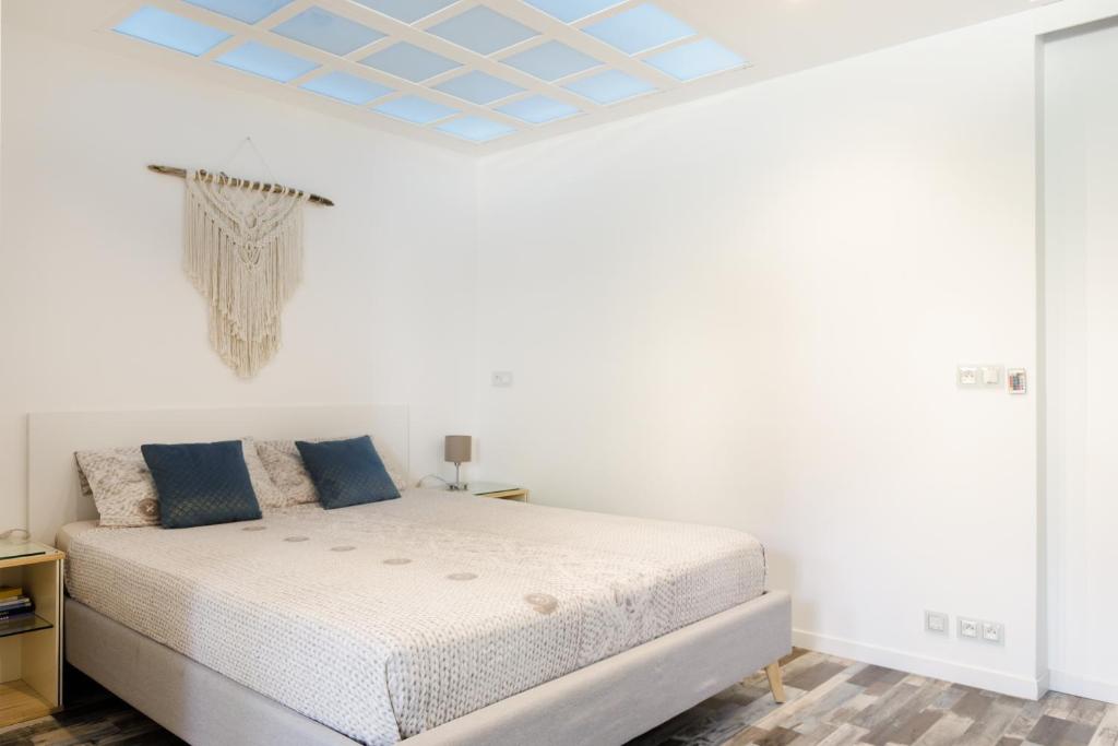 Grand Studio neuf face port et plage, parking privé - 5
