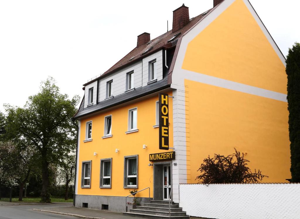 Hotel Munzert photo