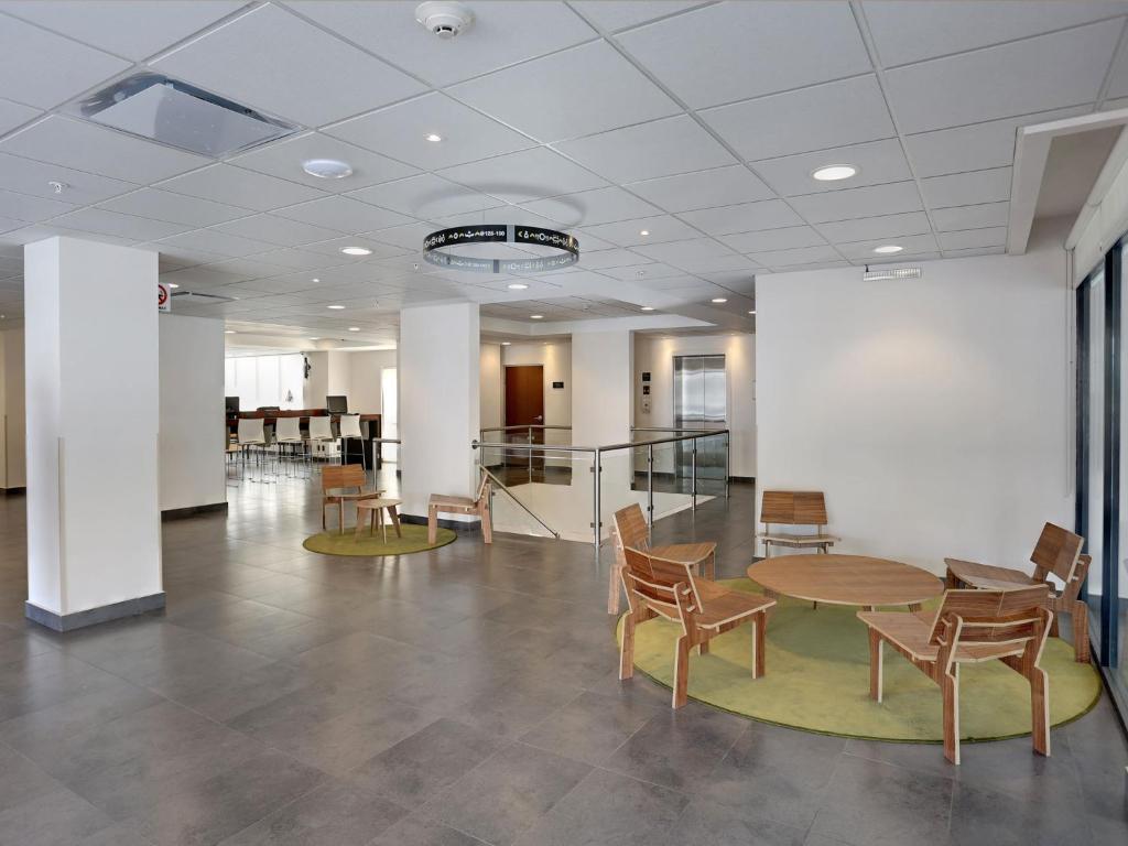 共用ラウンジ/TVエリア