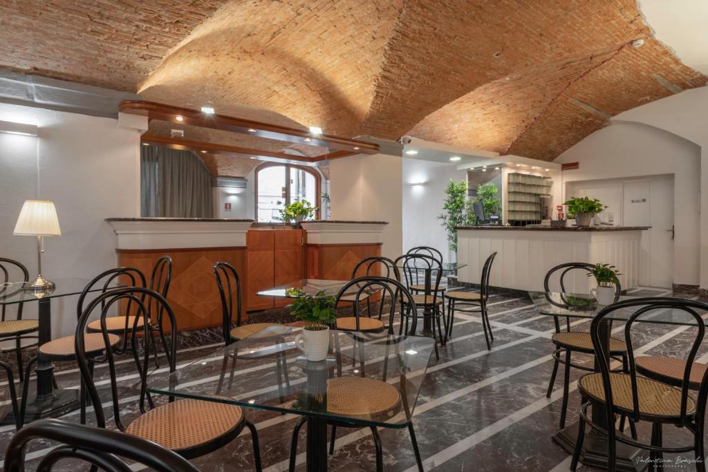 Lobby, Hotel Argentina Curtatone in Florence