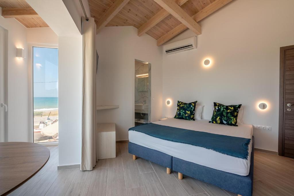 Gt Beach Hotel photo