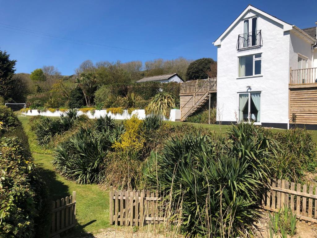 Valley View, Ilfracombe photo 6