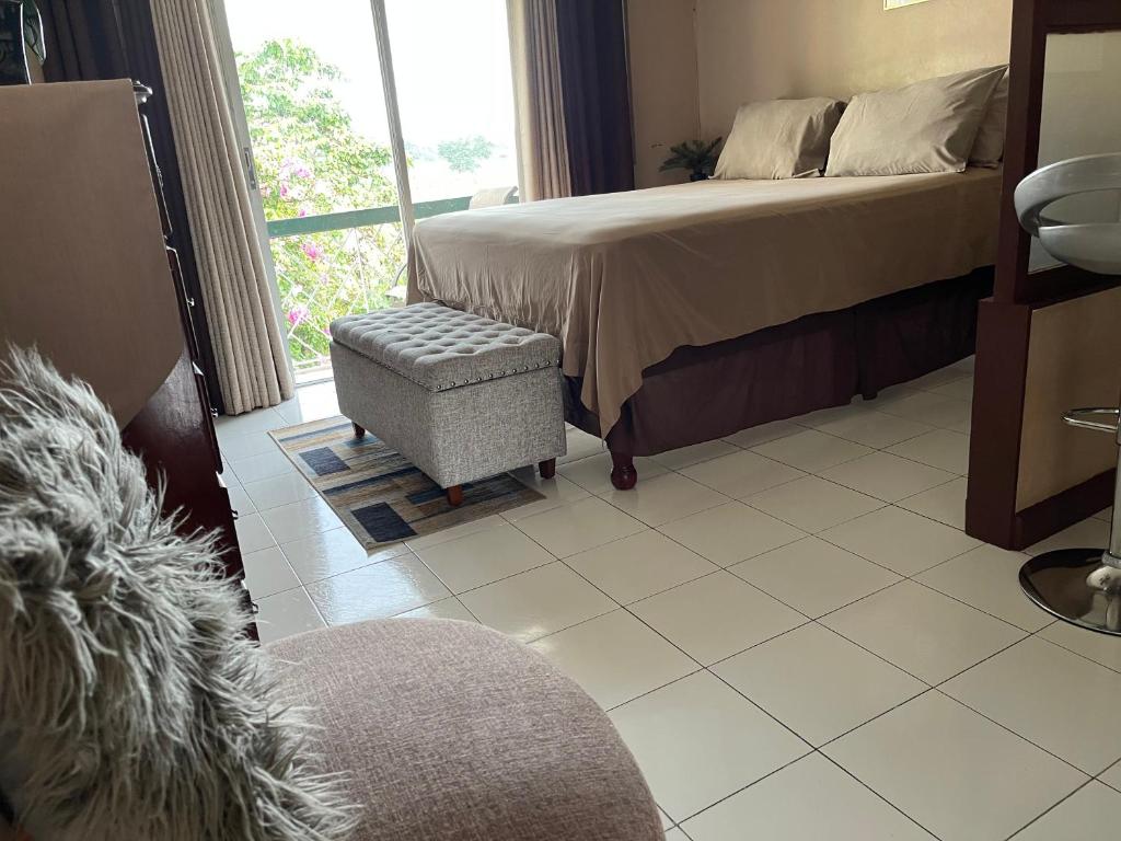 Cityscape at Chelsea Manor / New Kingston Studio! — Hotel in Kingston