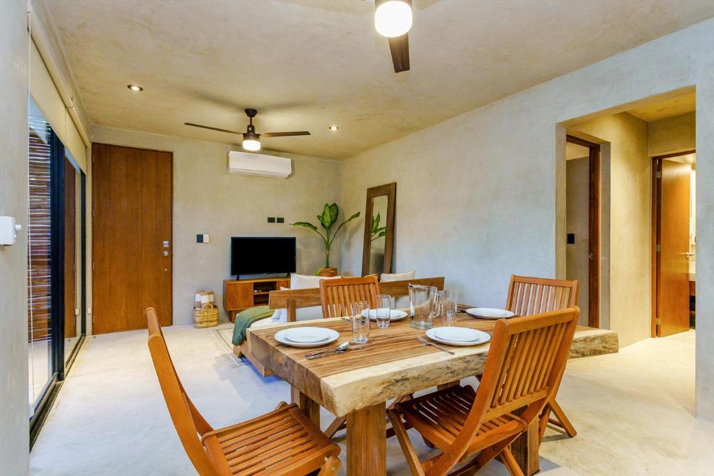 Eco-sustainable Luxury Between Beach Hotspots & Tulum Town by Stella Rentals - 5